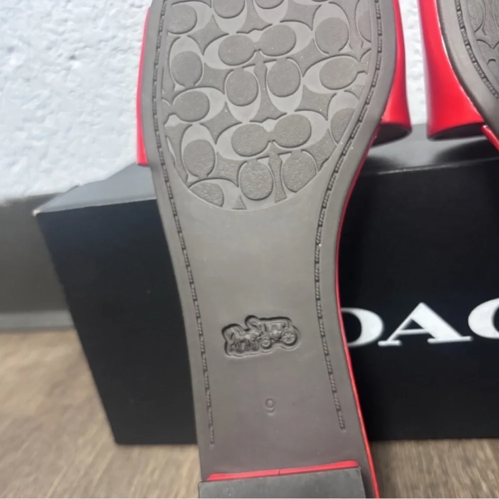 NWT & Box Coach W’s Sz 9 Sculpted C Flat Slip-On Sandals in Sport Red - Picture 13 of 15